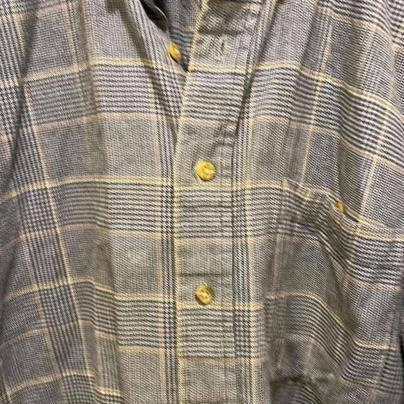 Bill Blass Mens button down stripped shirt - Picture 4 of 12